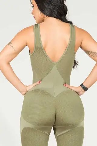 Macacão Dynamite Olea Apple Booty Verde