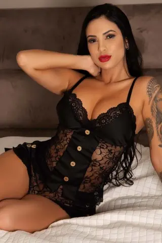 Sensual Babydoll With Details In Buttons