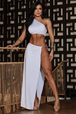 White Skirt Lock Set