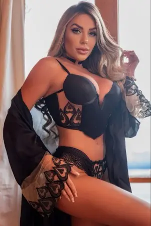 Conjunto Cropped Malka Preto