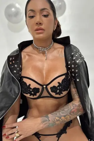 Black Flower Field Lingerie Set