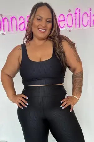 Top 3D Listrado Preto