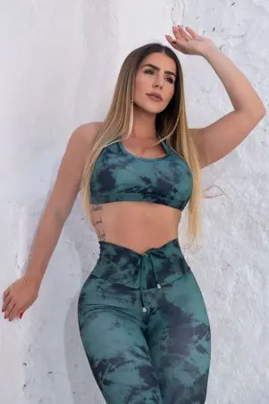 Conjunto Tie Dye Wild Forest c/e