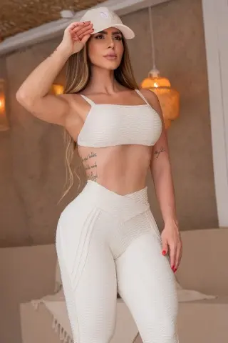 Fitwave Off-White Brocade Set w/u