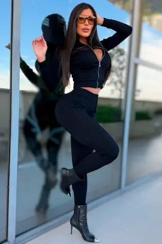 Black Ribbed Elegance Set