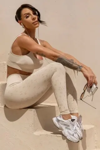 Top Time For Me Seamless Beige