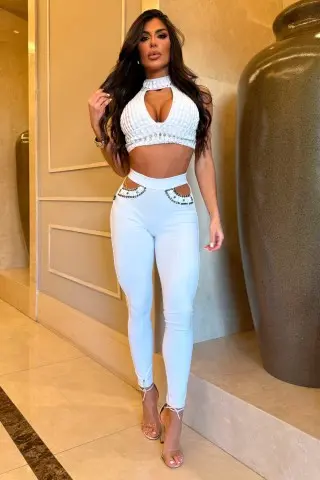 Conjunto White Authority