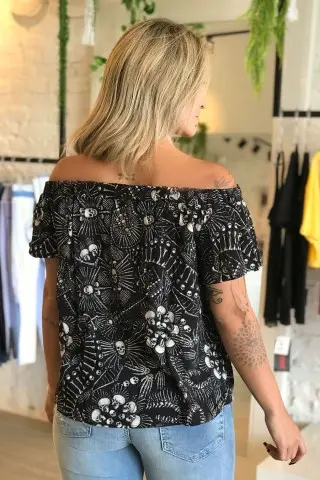 Blusa Colcci Ciganinha Bones