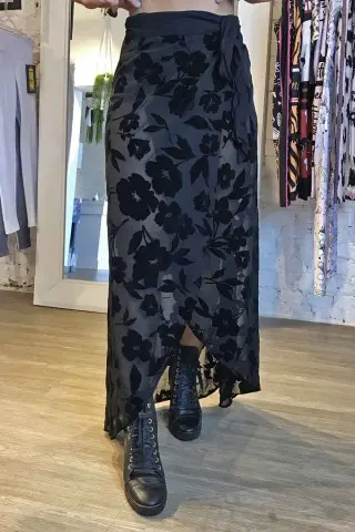 Saia Colcci Midi Veludo